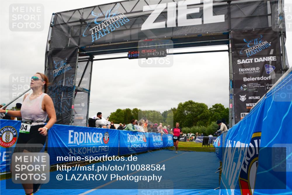 30.08.2026 - Elbe Triathlon Hamburg LAZAROV Photography http://msf.ph/oto/10088584 30.08.2026 12:27:18 Ziel 904, 1697 meine-sportfotos.de