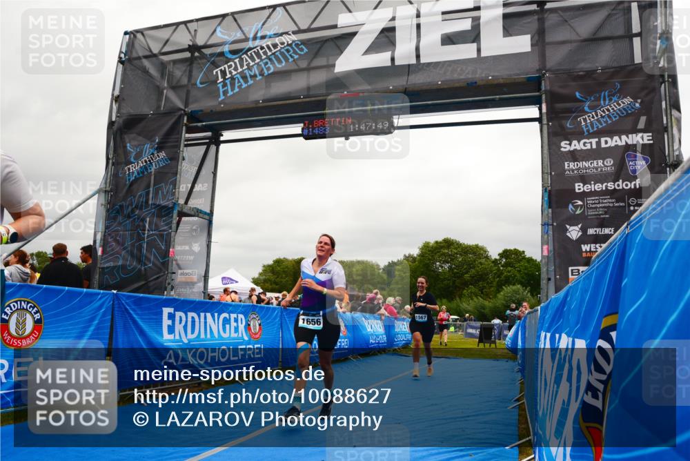 30.08.2026 - Elbe Triathlon Hamburg LAZAROV Photography http://msf.ph/oto/10088627 30.08.2026 12:27:54 Ziel 1567, 1656, 1661, 1682 meine-sportfotos.de