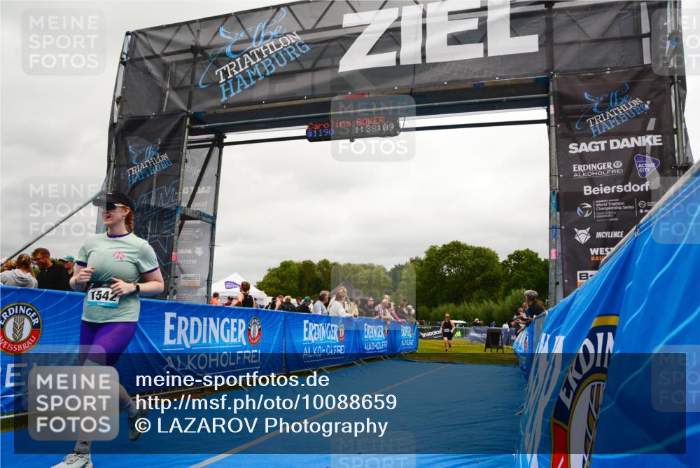 30.08.2026 - Elbe Triathlon Hamburg LAZAROV Photography http://msf.ph/oto/10088659 30.08.2026 12:28:19 Ziel 1542, 1603 meine-sportfotos.de
