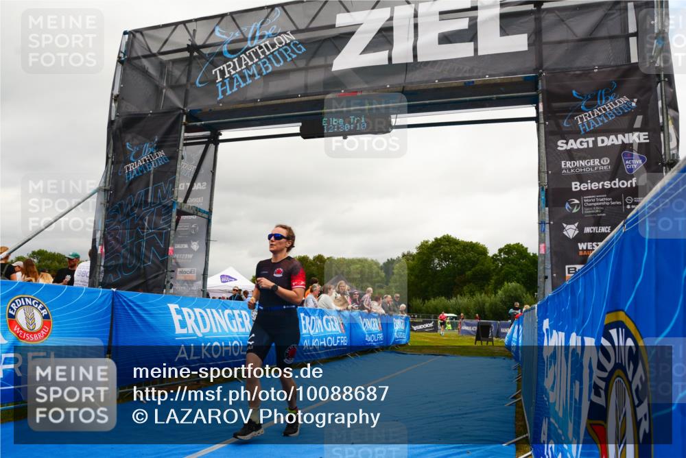 30.08.2026 - Elbe Triathlon Hamburg LAZAROV Photography http://msf.ph/oto/10088687 30.08.2026 12:30:11 Ziel 1685 meine-sportfotos.de