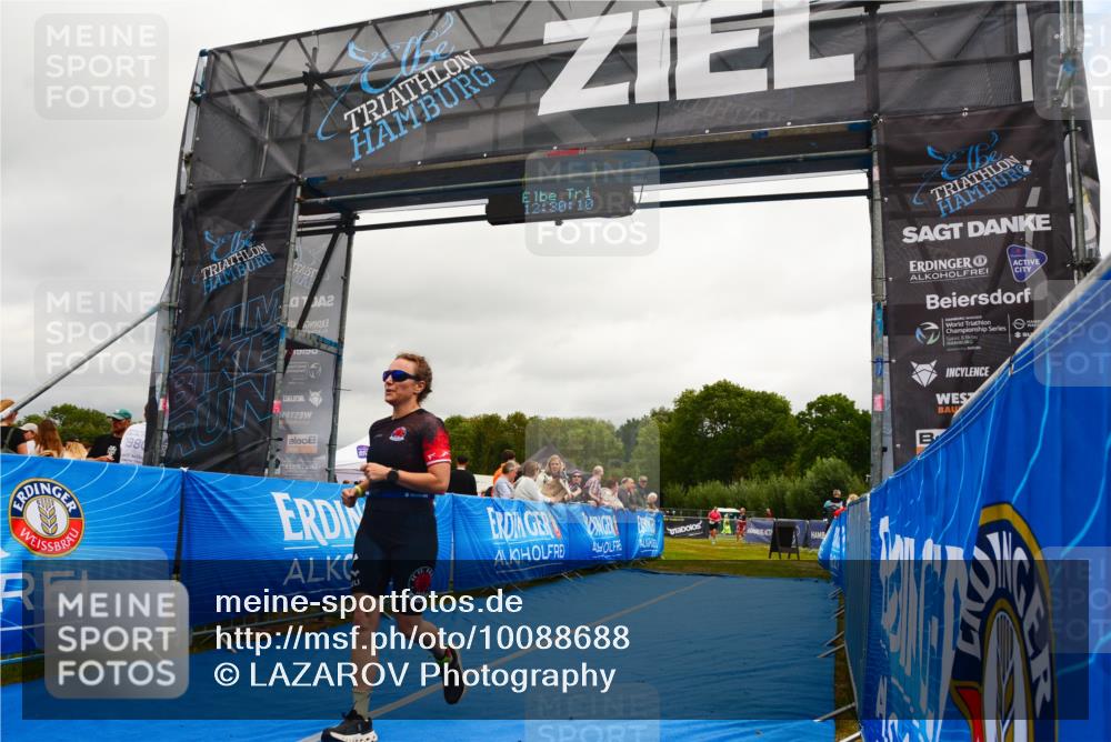 30.08.2026 - Elbe Triathlon Hamburg LAZAROV Photography http://msf.ph/oto/10088688 30.08.2026 12:30:11 Ziel 1685 meine-sportfotos.de