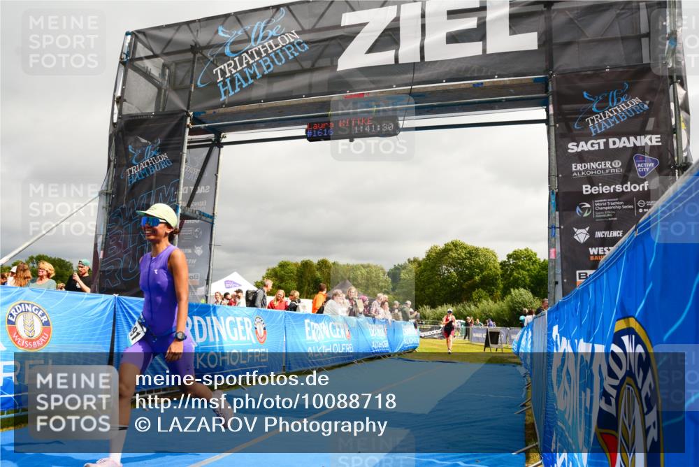 30.08.2026 - Elbe Triathlon Hamburg LAZAROV Photography http://msf.ph/oto/10088718 30.08.2026 12:31:53 Ziel 1591, 1644 meine-sportfotos.de