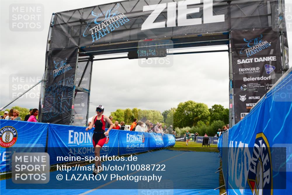30.08.2026 - Elbe Triathlon Hamburg LAZAROV Photography http://msf.ph/oto/10088722 30.08.2026 12:31:58 Ziel 1644, 1657 meine-sportfotos.de
