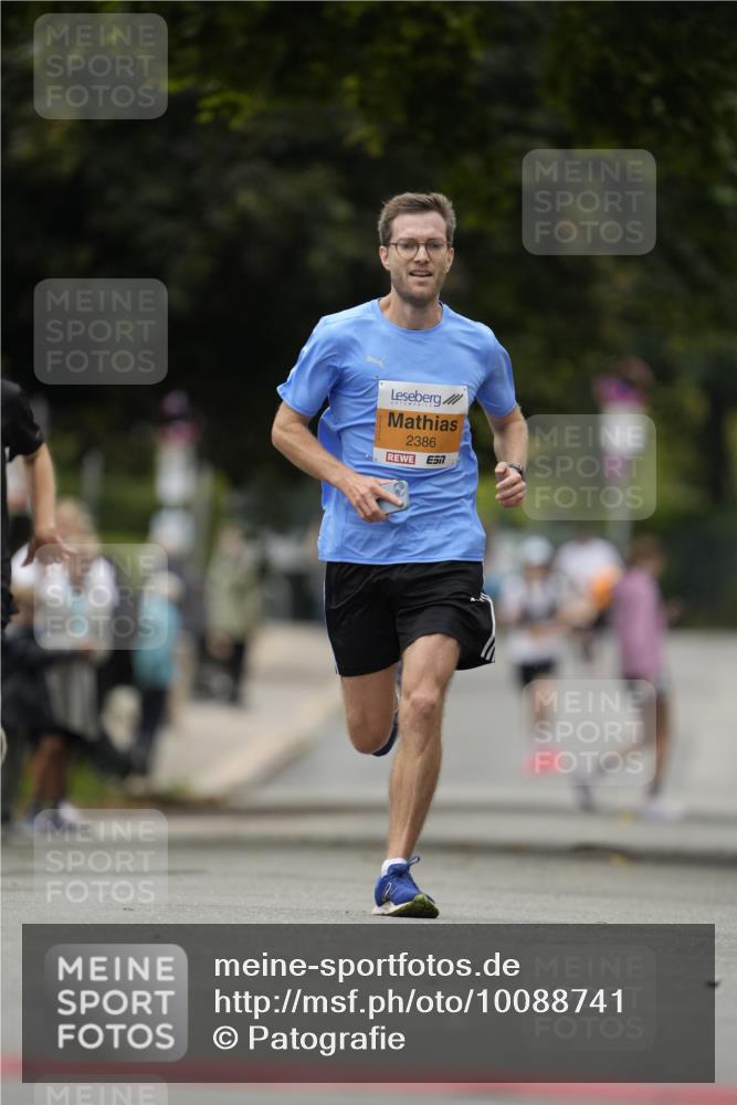 30.08.2026 - Blankeneser Heldenlauf Patografie http://msf.ph/oto/10088741 30.08.2026 11:39:57 Ziel 2112, 2386 meine-sportfotos.de