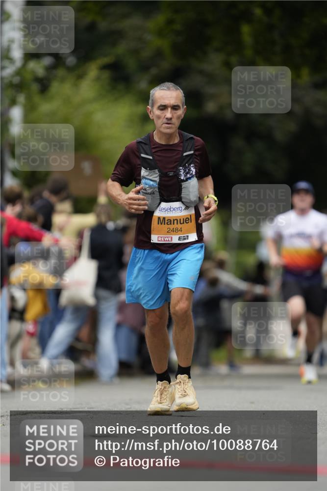 30.08.2026 - Blankeneser Heldenlauf Patografie http://msf.ph/oto/10088764 30.08.2026 11:40:44 Ziel 2484, 2776 meine-sportfotos.de