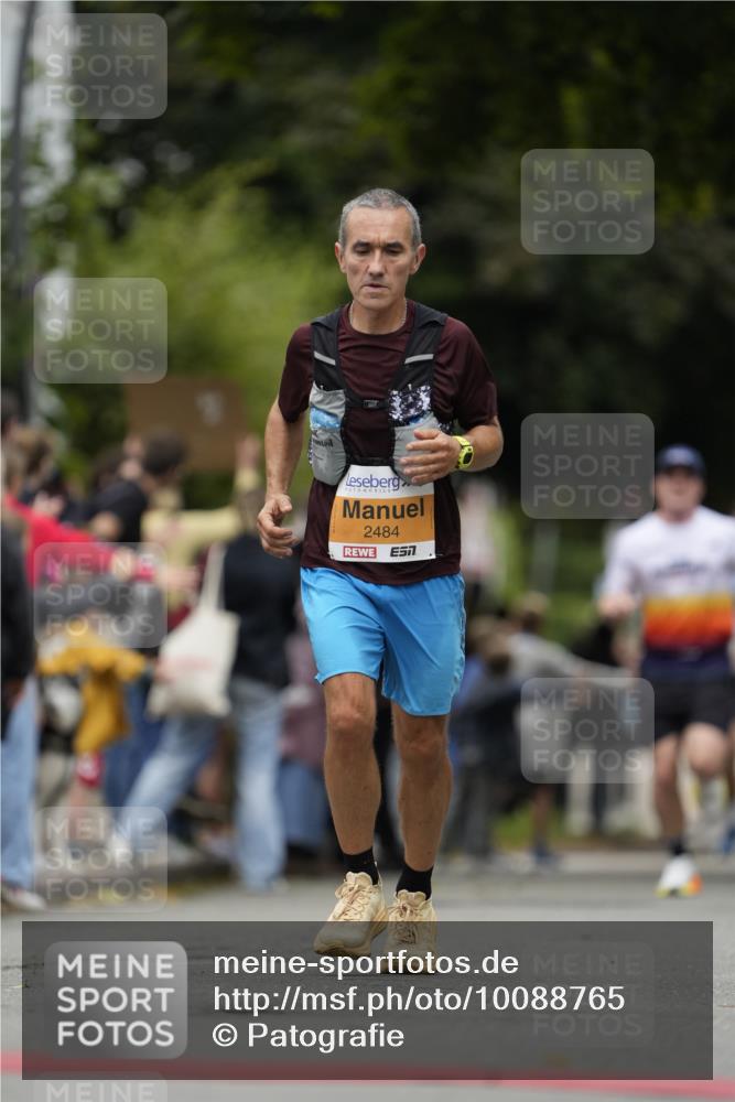 30.08.2026 - Blankeneser Heldenlauf Patografie http://msf.ph/oto/10088765 30.08.2026 11:40:44 Ziel 2484, 2776 meine-sportfotos.de