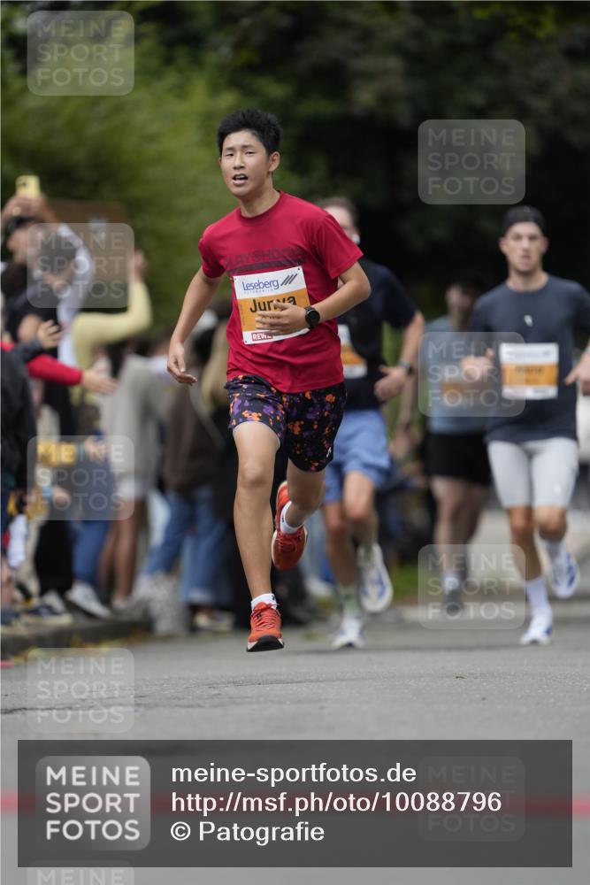 30.08.2026 - Blankeneser Heldenlauf Patografie http://msf.ph/oto/10088796 30.08.2026 11:41:34 Ziel 2405, 2762, 2797 meine-sportfotos.de