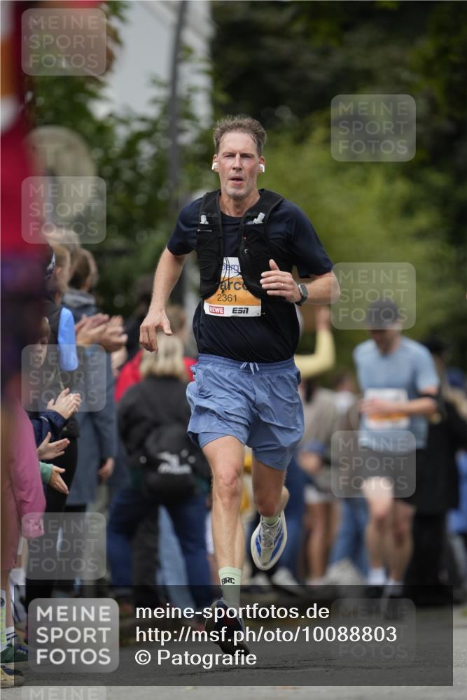 30.08.2026 - Blankeneser Heldenlauf Patografie http://msf.ph/oto/10088803 30.08.2026 11:41:38 Ziel 2361, 2405, 2424, 2762, 2797 meine-sportfotos.de