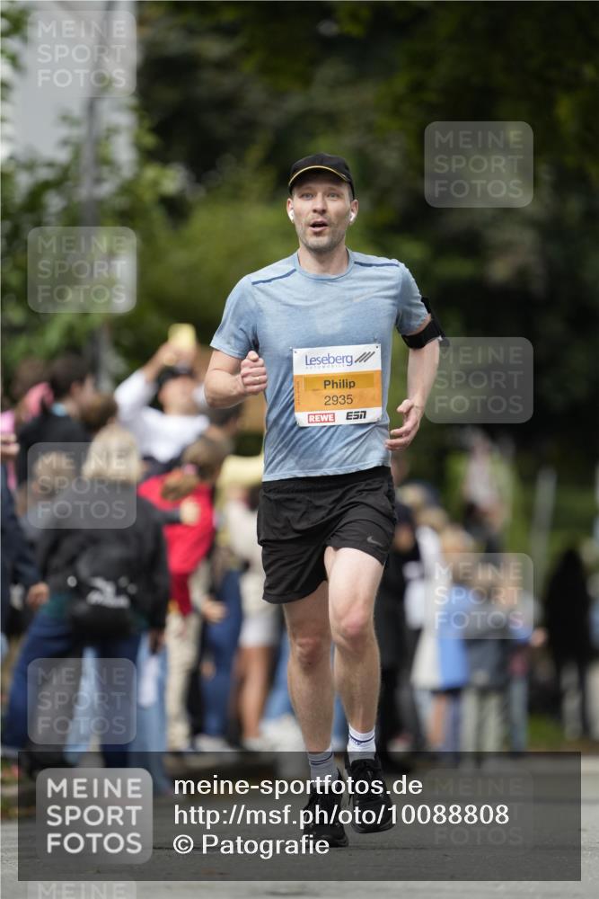 30.08.2026 - Blankeneser Heldenlauf Patografie http://msf.ph/oto/10088808 30.08.2026 11:41:45 Ziel 2361, 2424, 2797, 2935 meine-sportfotos.de