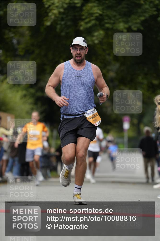 30.08.2026 - Blankeneser Heldenlauf Patografie http://msf.ph/oto/10088816 30.08.2026 11:41:55 Ziel 2520, 2935 meine-sportfotos.de