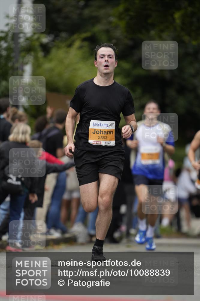 30.08.2026 - Blankeneser Heldenlauf Patografie http://msf.ph/oto/10088839 30.08.2026 11:42:33 Ziel 2524, 2563 meine-sportfotos.de
