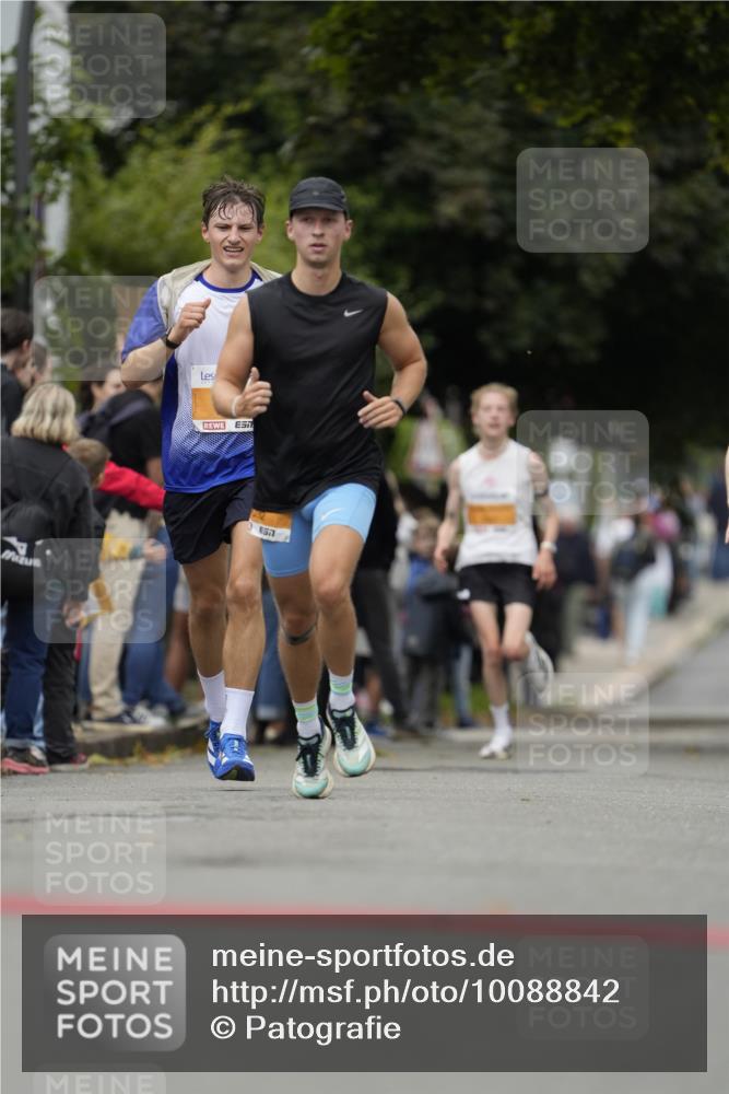 30.08.2026 - Blankeneser Heldenlauf Patografie http://msf.ph/oto/10088842 30.08.2026 11:42:37 Ziel 2032, 2465, 2494, 2563 meine-sportfotos.de