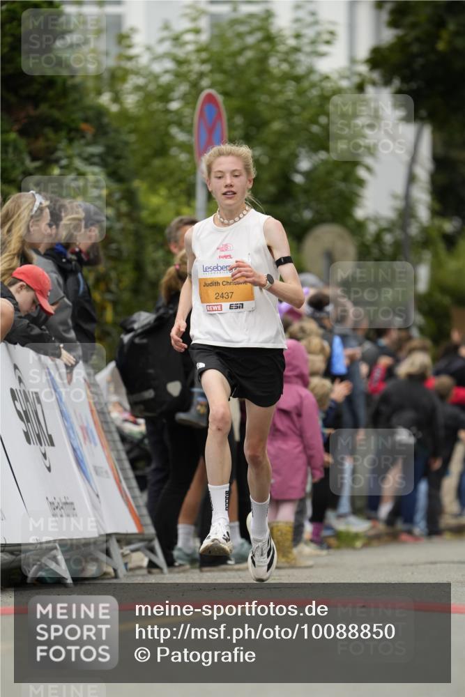 30.08.2026 - Blankeneser Heldenlauf Patografie http://msf.ph/oto/10088850 30.08.2026 11:42:45 Ziel 2032, 2437, 2465, 2494 meine-sportfotos.de