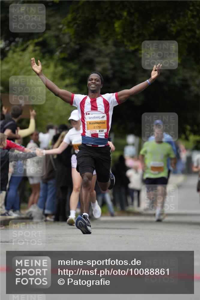 30.08.2026 - Blankeneser Heldenlauf Patografie http://msf.ph/oto/10088861 30.08.2026 11:42:57 Ziel 2170, 2897 meine-sportfotos.de