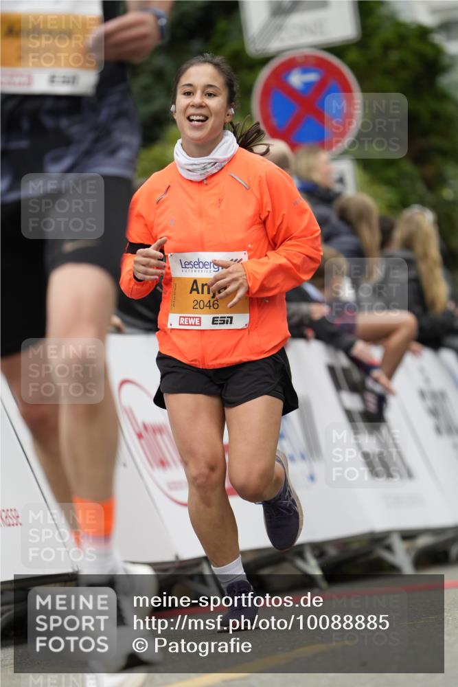 30.08.2026 - Blankeneser Heldenlauf Patografie http://msf.ph/oto/10088885 30.08.2026 11:43:40 Ziel 2046, 2140, 2358, 2922 meine-sportfotos.de