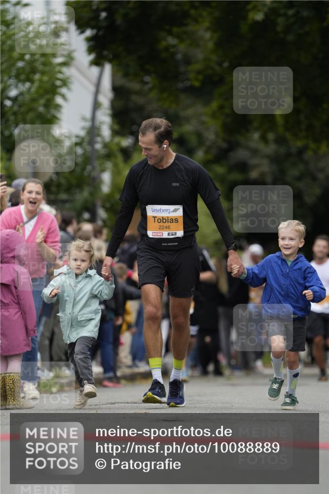 30.08.2026 - Blankeneser Heldenlauf Patografie http://msf.ph/oto/10088889 30.08.2026 11:43:46 Ziel 2046 meine-sportfotos.de