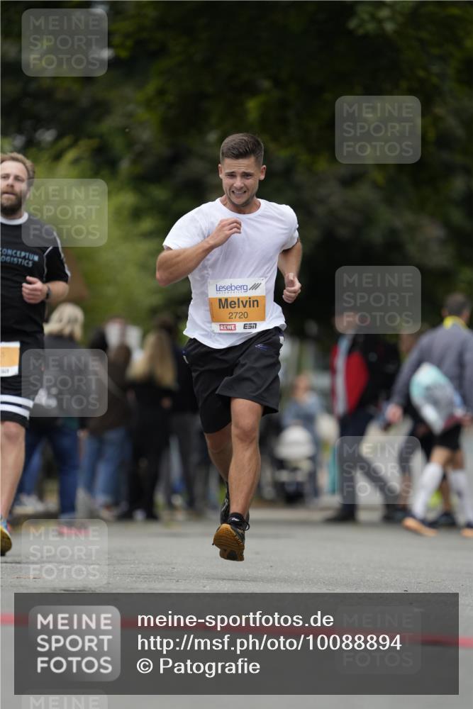 30.08.2026 - Blankeneser Heldenlauf Patografie http://msf.ph/oto/10088894 30.08.2026 11:43:53 Ziel 2246, 2720 meine-sportfotos.de