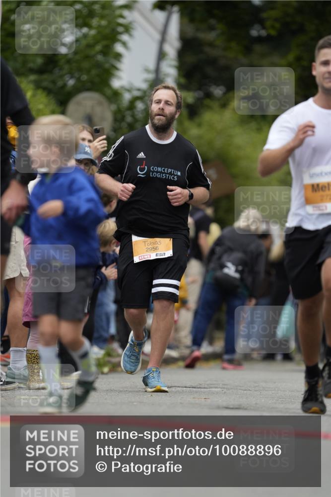 30.08.2026 - Blankeneser Heldenlauf Patografie http://msf.ph/oto/10088896 30.08.2026 11:43:54 Ziel 2246, 2720, 2956 meine-sportfotos.de