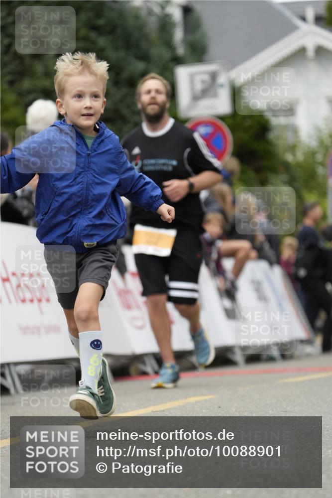 30.08.2026 - Blankeneser Heldenlauf Patografie http://msf.ph/oto/10088901 30.08.2026 11:44:00 Ziel 2246, 2720, 2956 meine-sportfotos.de