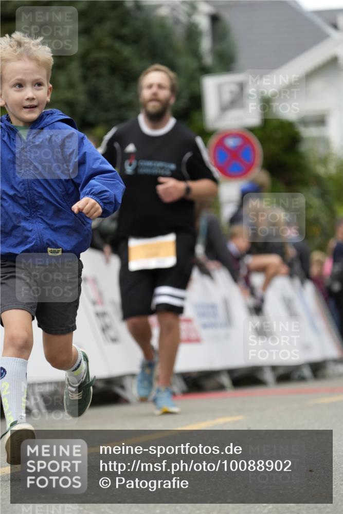 30.08.2026 - Blankeneser Heldenlauf Patografie http://msf.ph/oto/10088902 30.08.2026 11:44:00 Ziel 2246, 2720, 2956 meine-sportfotos.de