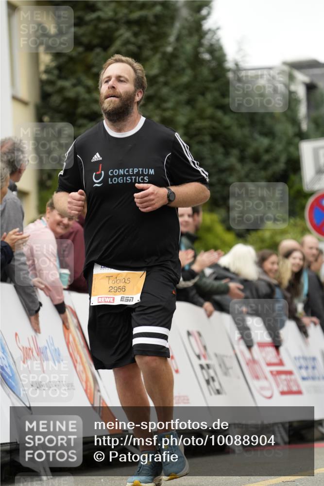 30.08.2026 - Blankeneser Heldenlauf Patografie http://msf.ph/oto/10088904 30.08.2026 11:44:01 Ziel 2246, 2720, 2956 meine-sportfotos.de