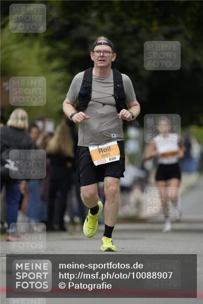 30.08.2026 - Blankeneser Heldenlauf Patografie http://msf.ph/oto/10088907 30.08.2026 11:44:08 Ziel  meine-sportfotos.de