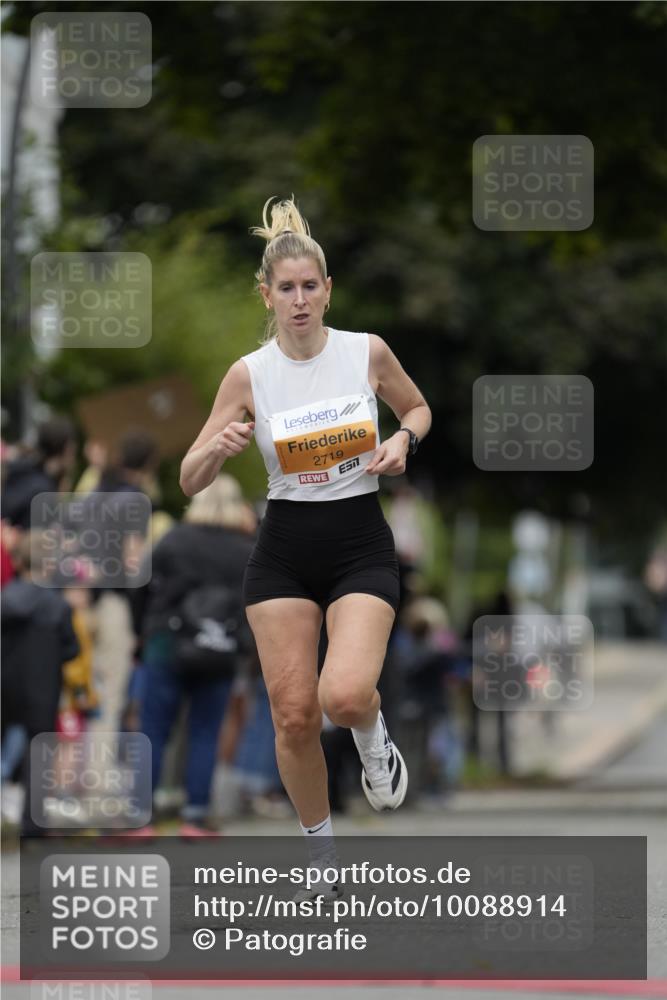 30.08.2026 - Blankeneser Heldenlauf Patografie http://msf.ph/oto/10088914 30.08.2026 11:44:15 Ziel 2681, 2719 meine-sportfotos.de