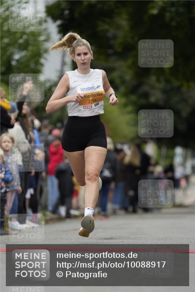 30.08.2026 - Blankeneser Heldenlauf Patografie http://msf.ph/oto/10088917 30.08.2026 11:44:17 Ziel 2681, 2719 meine-sportfotos.de
