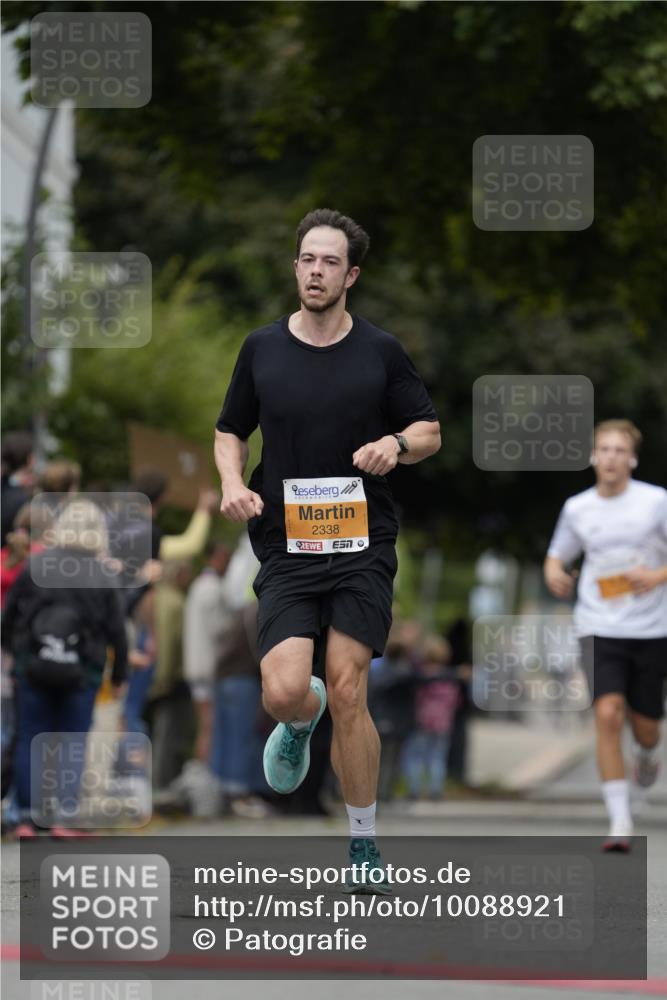 30.08.2026 - Blankeneser Heldenlauf Patografie http://msf.ph/oto/10088921 30.08.2026 11:44:27 Ziel 2338 meine-sportfotos.de