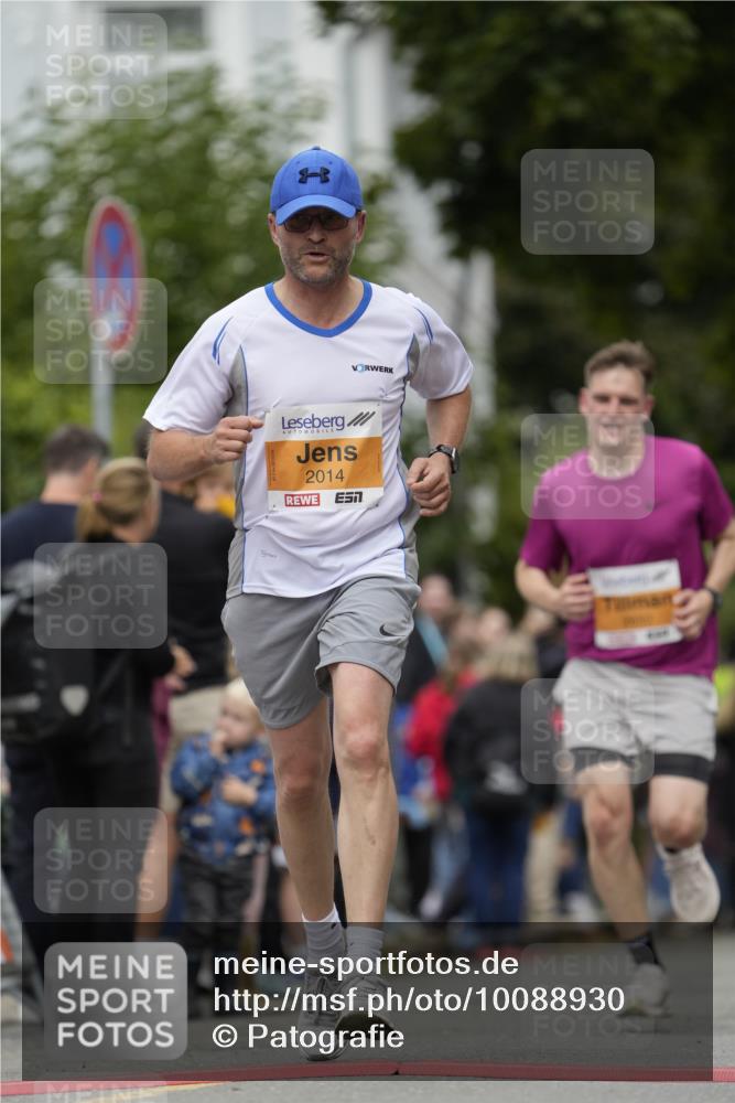30.08.2026 - Blankeneser Heldenlauf Patografie http://msf.ph/oto/10088930 30.08.2026 11:44:43 Ziel 2014, 2015, 2650 meine-sportfotos.de