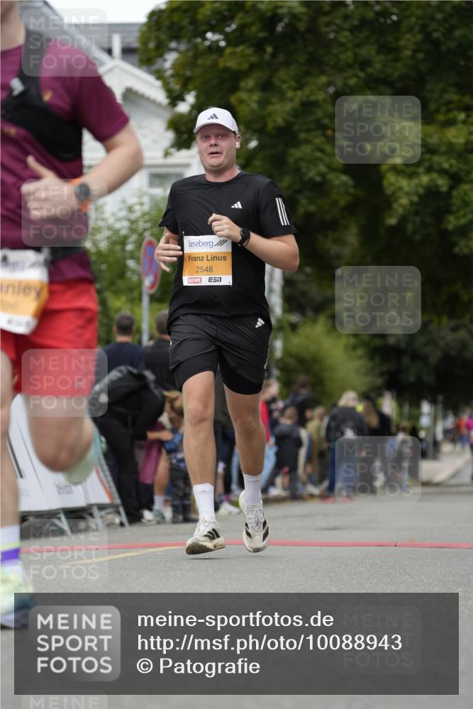 30.08.2026 - Blankeneser Heldenlauf Patografie http://msf.ph/oto/10088943 30.08.2026 11:44:58 Ziel 2296, 2548 meine-sportfotos.de