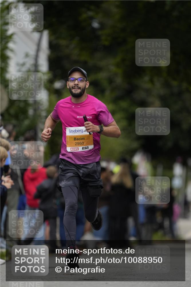 30.08.2026 - Blankeneser Heldenlauf Patografie http://msf.ph/oto/10088950 30.08.2026 11:45:10 Ziel 2950 meine-sportfotos.de