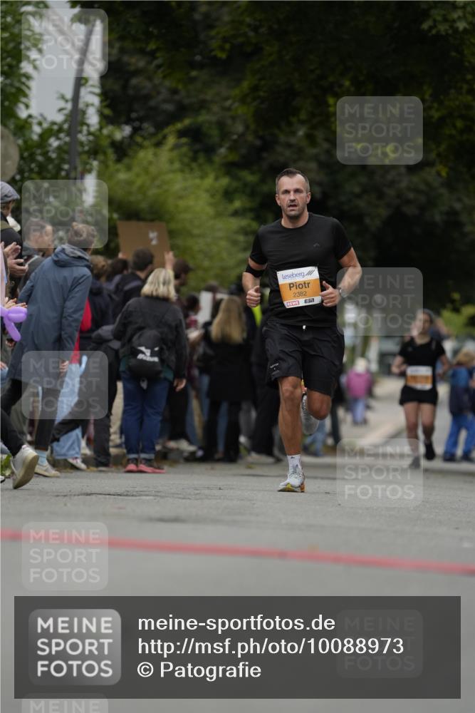 30.08.2026 - Blankeneser Heldenlauf Patografie http://msf.ph/oto/10088973 30.08.2026 11:45:39 Ziel 2319, 2382, 2583, 2648, 2875, 2949 meine-sportfotos.de