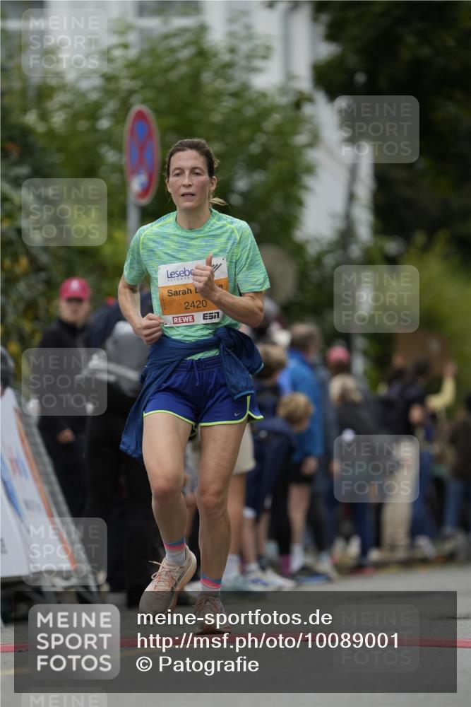 30.08.2026 - Blankeneser Heldenlauf Patografie http://msf.ph/oto/10089001 30.08.2026 11:46:21 Ziel 2097, 2321, 2413, 2420 meine-sportfotos.de