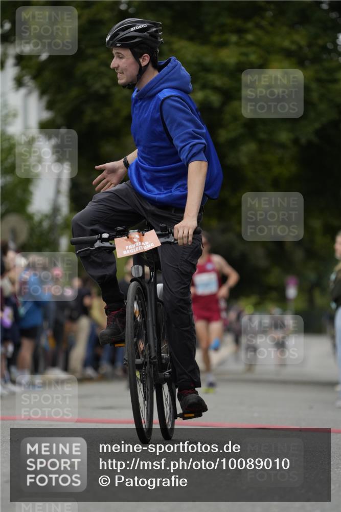 30.08.2026 - Blankeneser Heldenlauf Patografie http://msf.ph/oto/10089010 30.08.2026 11:46:35 Ziel 2421, 2929, 4221 meine-sportfotos.de
