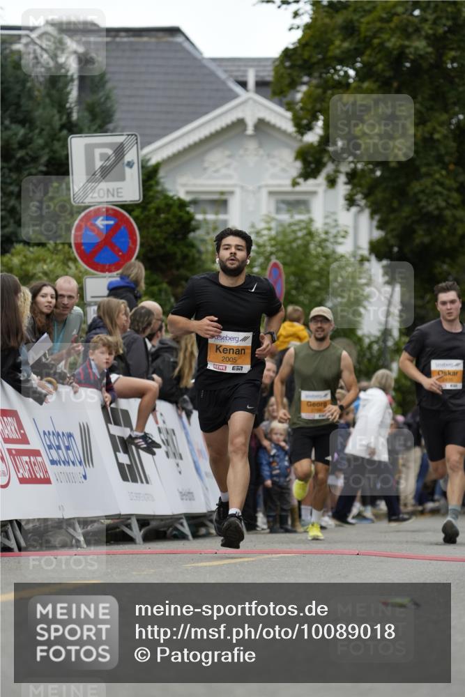 30.08.2026 - Blankeneser Heldenlauf Patografie http://msf.ph/oto/10089018 30.08.2026 11:46:41 Ziel 2005, 2435, 2798, 2929, 4221 meine-sportfotos.de