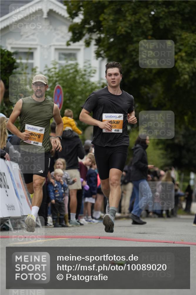 30.08.2026 - Blankeneser Heldenlauf Patografie http://msf.ph/oto/10089020 30.08.2026 11:46:42 Ziel 2005, 2435, 2798, 4221 meine-sportfotos.de