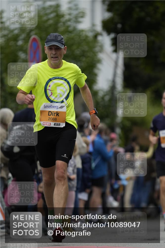30.08.2026 - Blankeneser Heldenlauf Patografie http://msf.ph/oto/10089047 30.08.2026 11:47:24 Ziel 2023, 2050, 2088, 2641 meine-sportfotos.de