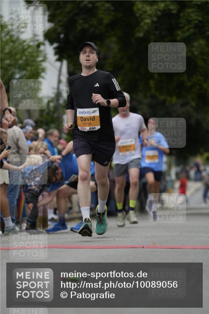 30.08.2026 - Blankeneser Heldenlauf Patografie http://msf.ph/oto/10089056 30.08.2026 11:47:32 Ziel 2022, 2023, 2088, 2559, 2641, 2710 meine-sportfotos.de