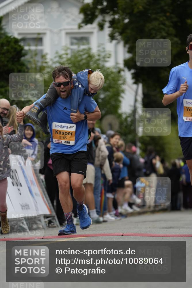 30.08.2026 - Blankeneser Heldenlauf Patografie http://msf.ph/oto/10089064 30.08.2026 11:47:39 Ziel 2022, 2165, 2559, 2710, 2752 meine-sportfotos.de