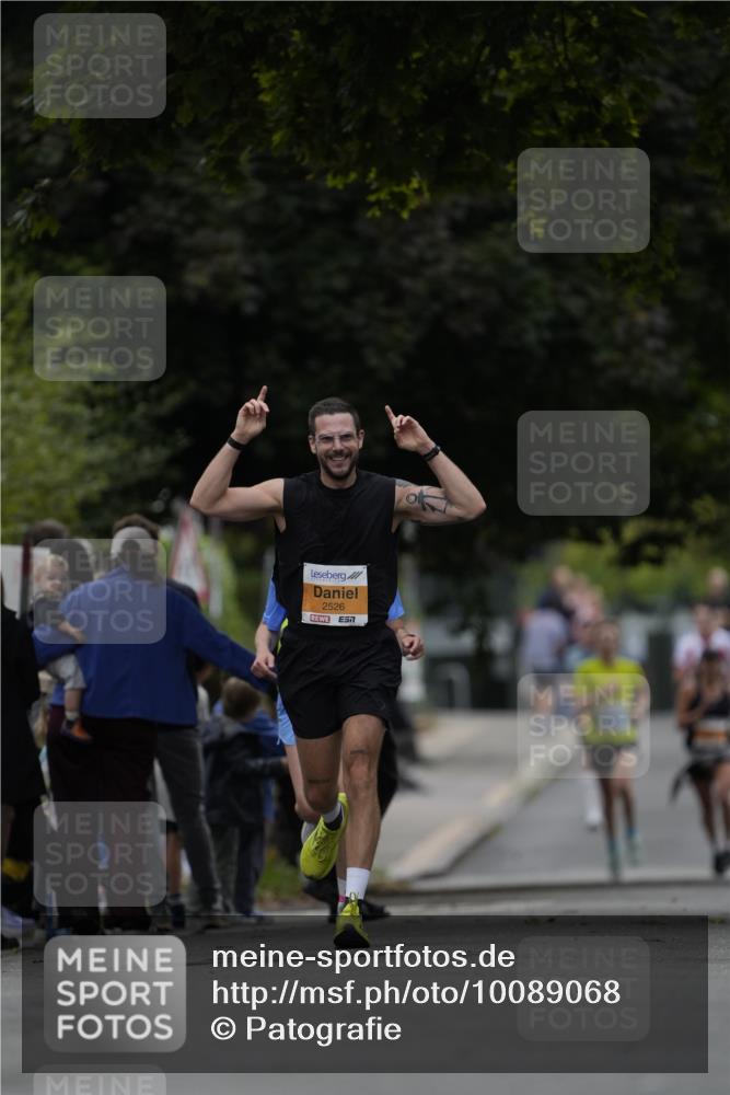 30.08.2026 - Blankeneser Heldenlauf Patografie http://msf.ph/oto/10089068 30.08.2026 11:47:46 Ziel 2165, 2752 meine-sportfotos.de