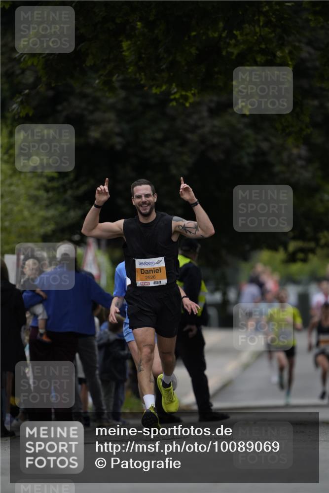 30.08.2026 - Blankeneser Heldenlauf Patografie http://msf.ph/oto/10089069 30.08.2026 11:47:47 Ziel 2165 meine-sportfotos.de