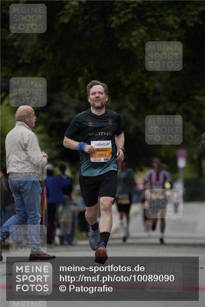 30.08.2026 - Blankeneser Heldenlauf Patografie http://msf.ph/oto/10089090 30.08.2026 11:48:10 Ziel 2542, 2913, 4487 meine-sportfotos.de