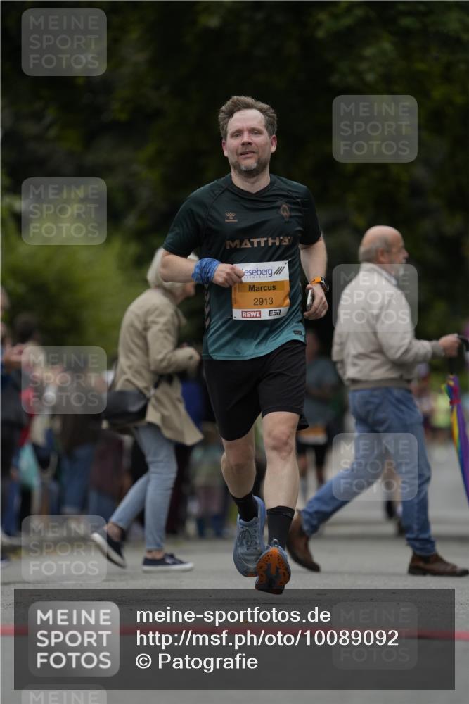 30.08.2026 - Blankeneser Heldenlauf Patografie http://msf.ph/oto/10089092 30.08.2026 11:48:11 Ziel 2542, 2913, 4487 meine-sportfotos.de