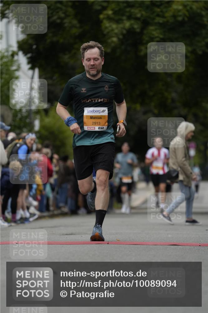 30.08.2026 - Blankeneser Heldenlauf Patografie http://msf.ph/oto/10089094 30.08.2026 11:48:13 Ziel 2542, 2913 meine-sportfotos.de