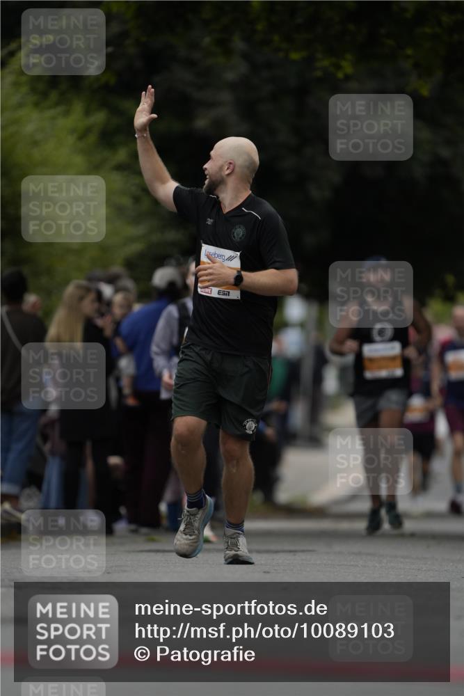 30.08.2026 - Blankeneser Heldenlauf Patografie http://msf.ph/oto/10089103 30.08.2026 11:48:37 Ziel  meine-sportfotos.de