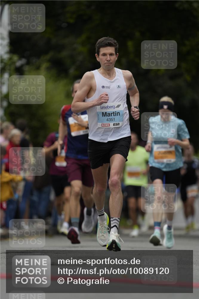 30.08.2026 - Blankeneser Heldenlauf Patografie http://msf.ph/oto/10089120 30.08.2026 11:48:52 Ziel 2482, 2613, 2943, 4351 meine-sportfotos.de