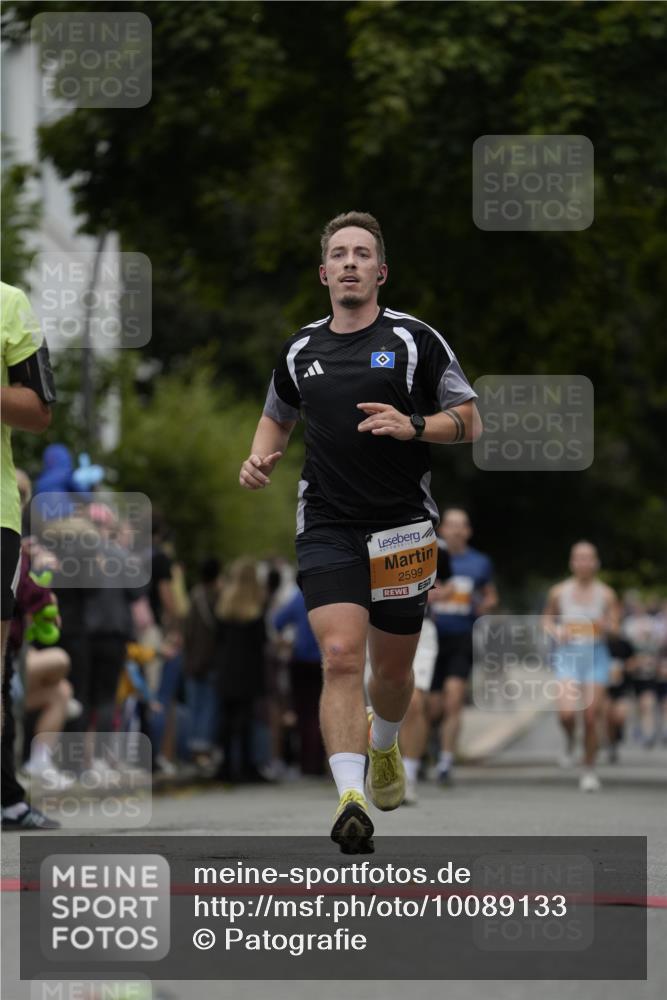30.08.2026 - Blankeneser Heldenlauf Patografie http://msf.ph/oto/10089133 30.08.2026 11:49:05 Ziel 2258, 2291, 2531, 2599, 2704, 2879 meine-sportfotos.de