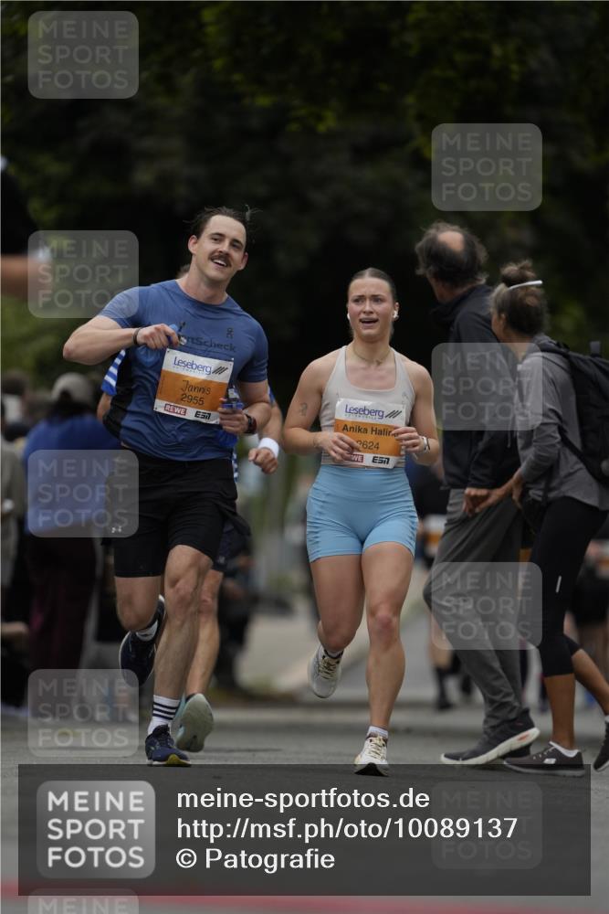30.08.2026 - Blankeneser Heldenlauf Patografie http://msf.ph/oto/10089137 30.08.2026 11:49:09 Ziel 2258, 2555, 2599, 2879 meine-sportfotos.de