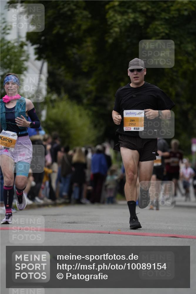 30.08.2026 - Blankeneser Heldenlauf Patografie http://msf.ph/oto/10089154 30.08.2026 11:49:23 Ziel 2205, 2232, 2624, 2952, 2955 meine-sportfotos.de